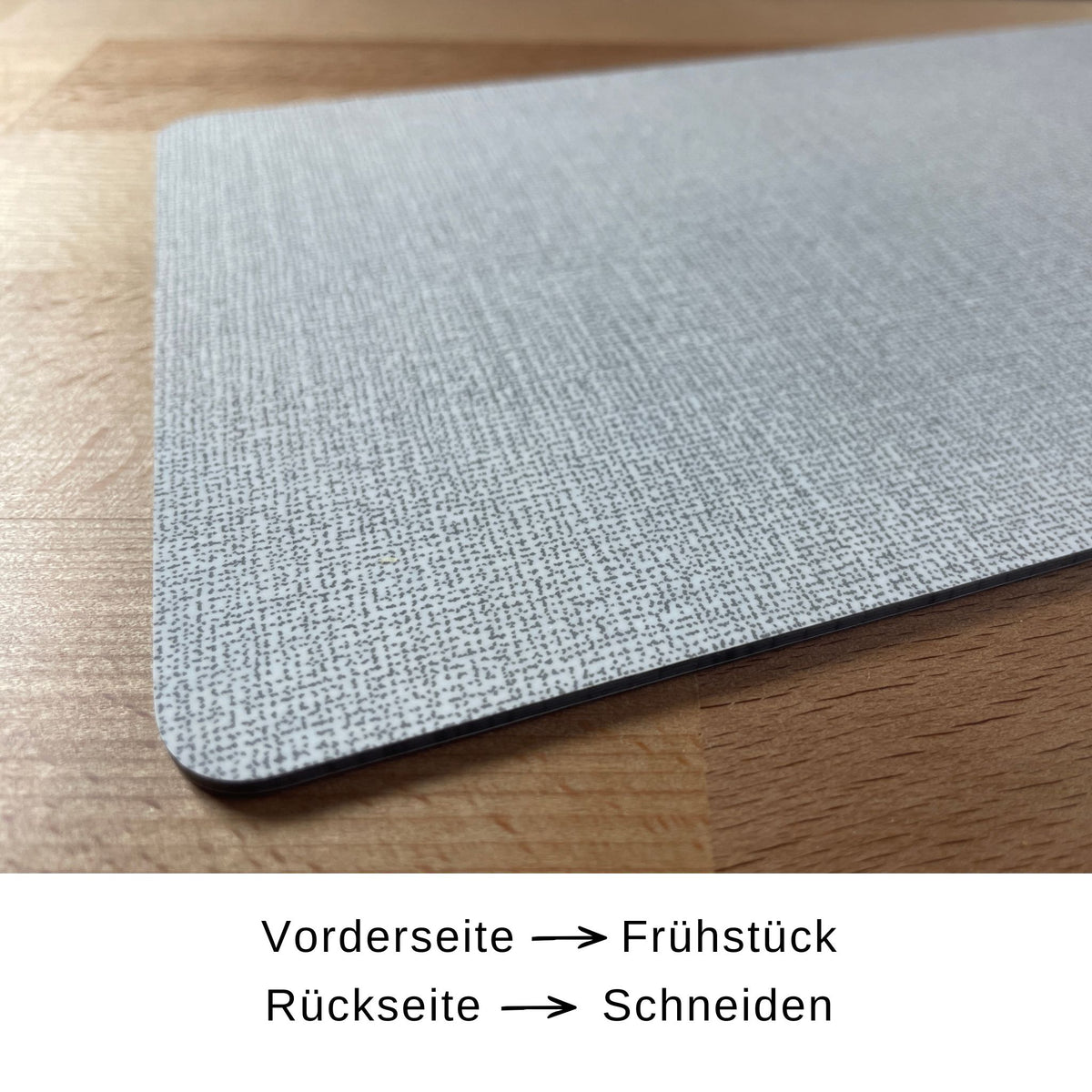 Frühstücksbrettchen „Guten Morgen Bücherwurm“ – Ein persönliches Geschenk für Buchliebhaber