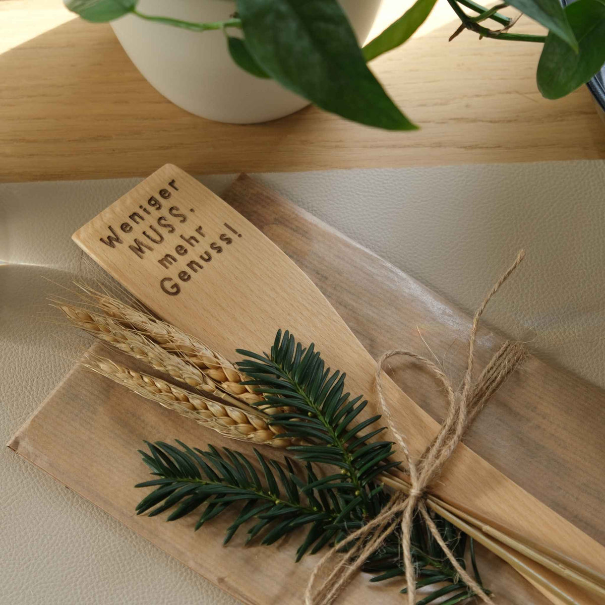 Mix & Match Geschenkset: Frühstücksbrettchen und Pfannenwender selbst zusammenstellen