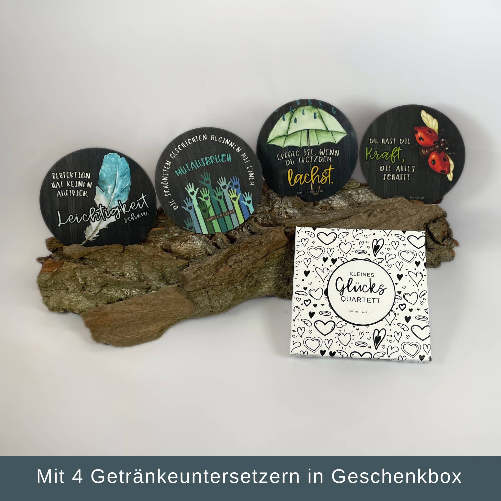 Untersetzer Geschenkset „Glücksmomente“ ist ein liebevoll gestaltetes Set, das Mut macht, Zuversicht schenkt und kleine Alltagsmomente mit Leichtigkeit füllt.