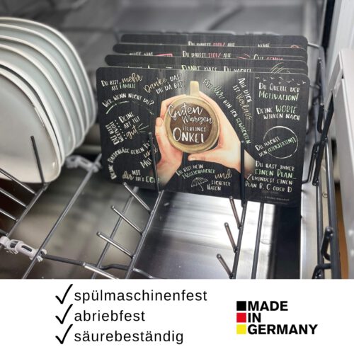 Geschenkset für Onkel – Frühstücksbrett „Guten Morgen Lieblingsonkel“ mit Getränkeuntersetzer & individualisierbarem Halter aus Buchenholz – Bild 6